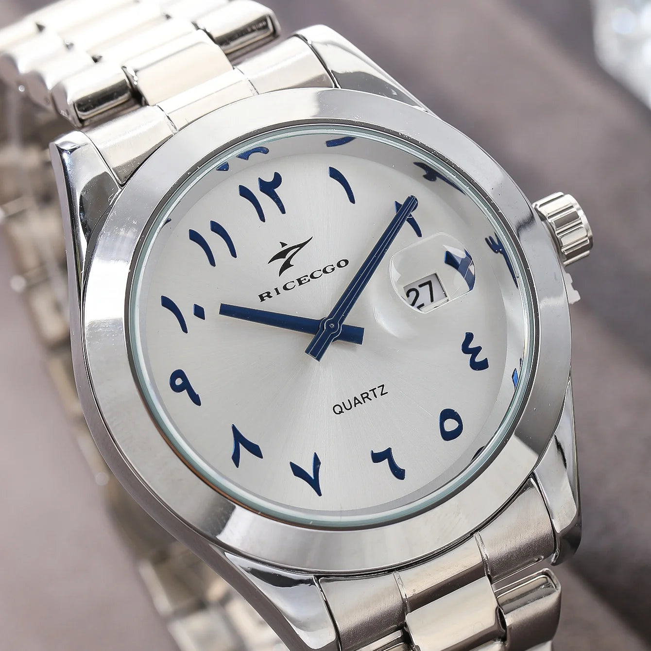 Watch with Arabic script in stainless steel